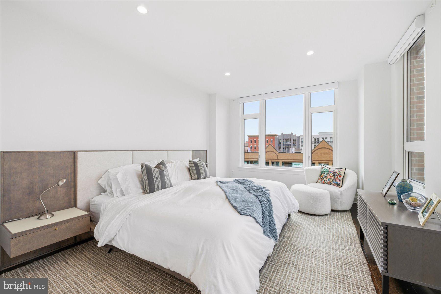 4915 HAMPDEN LANE 405