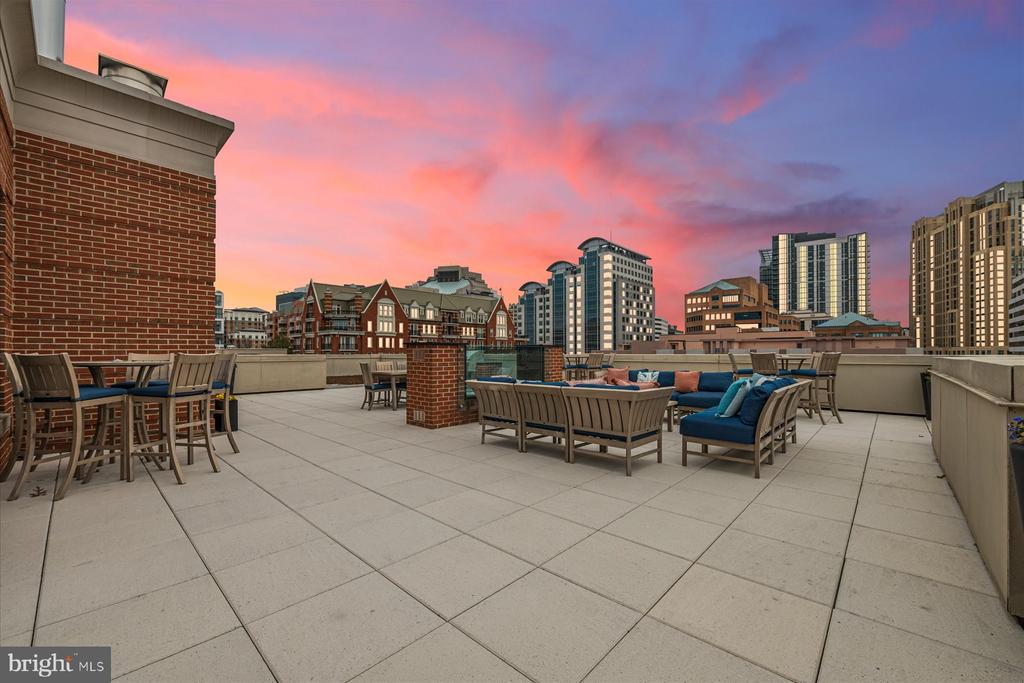 4915 HAMPDEN LANE 405