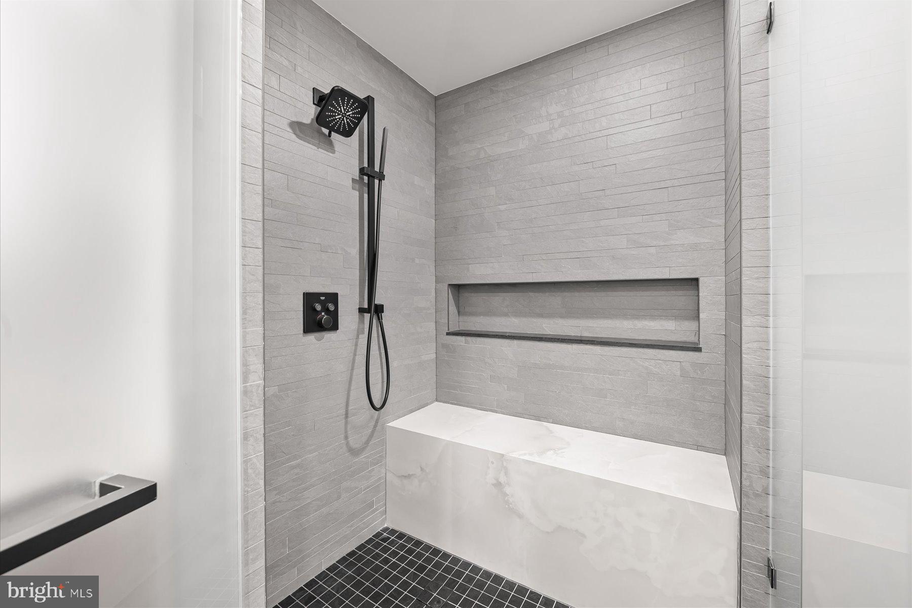 4915 HAMPDEN LANE 405