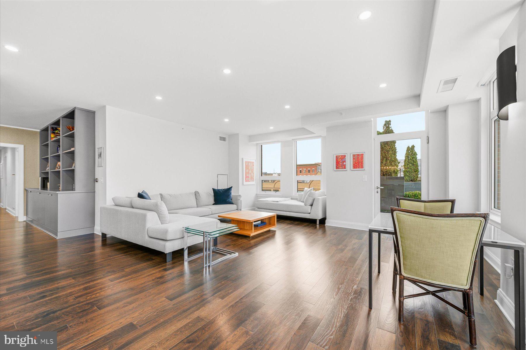 4915 HAMPDEN LANE 405