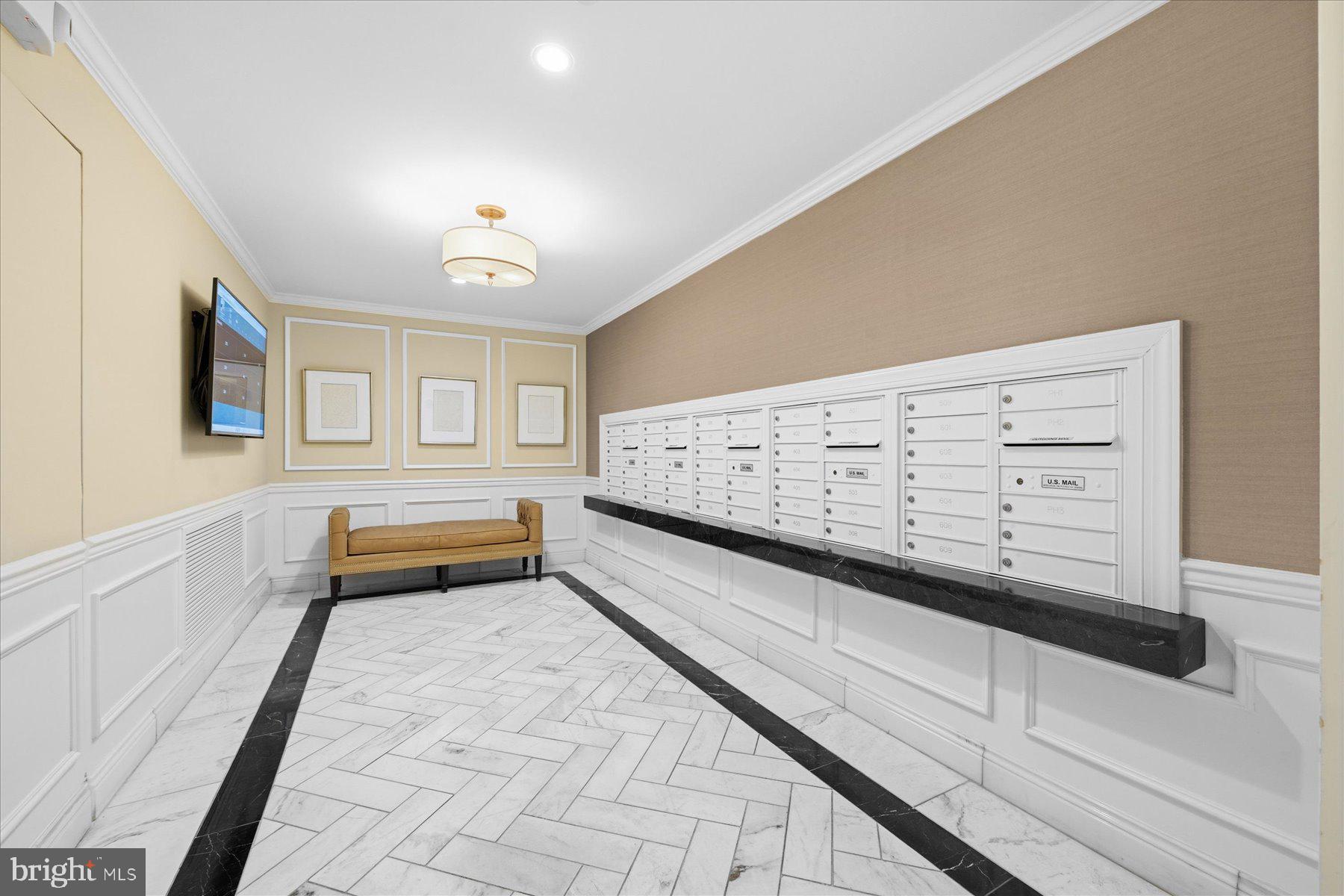 4915 HAMPDEN LANE 405