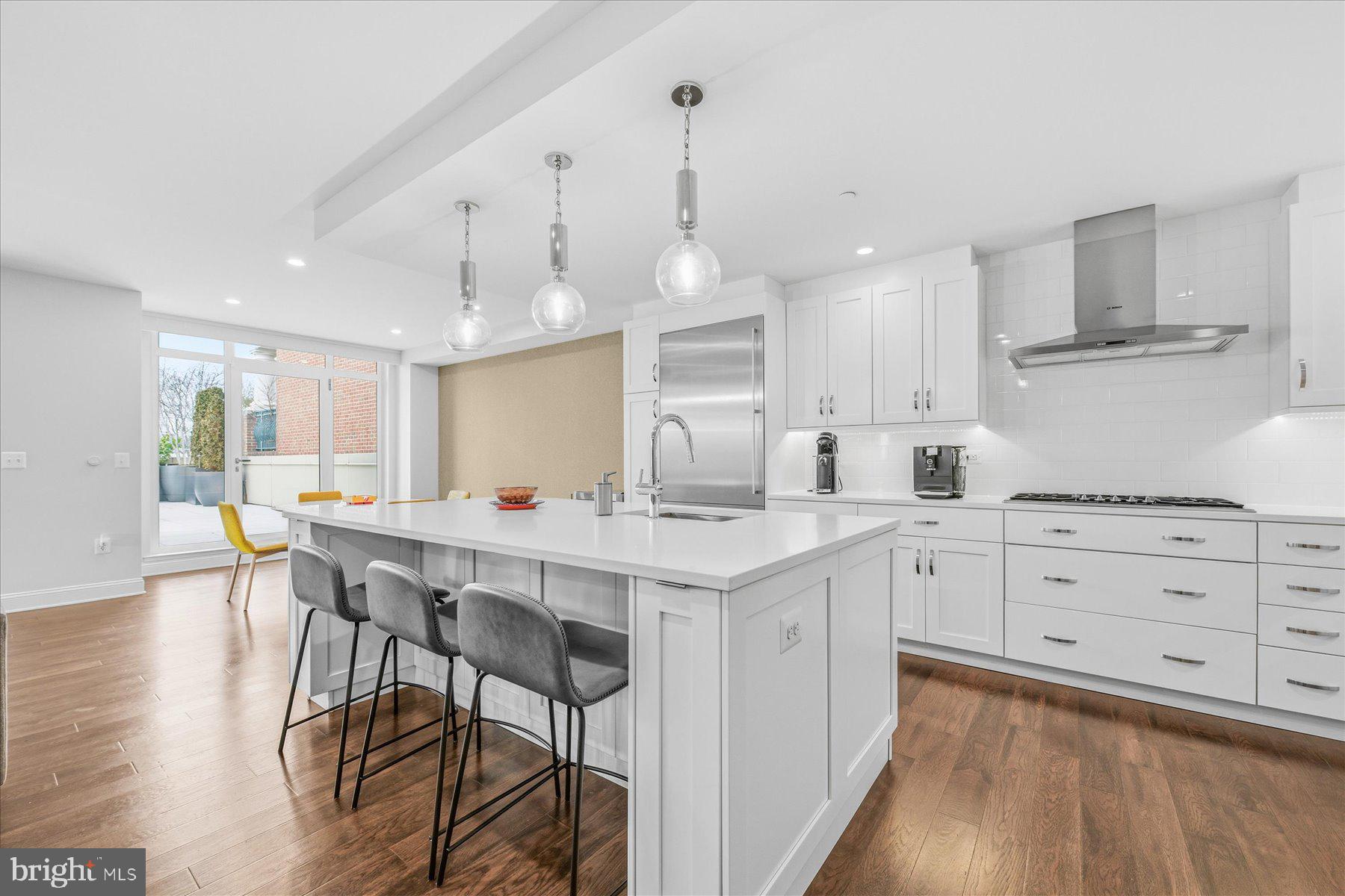 4915 HAMPDEN LANE 405