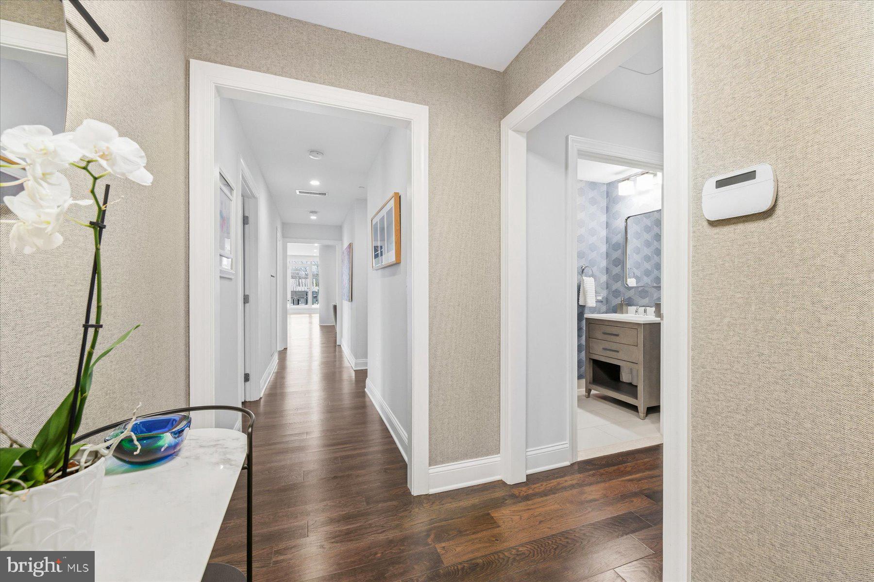 4915 HAMPDEN LANE 405