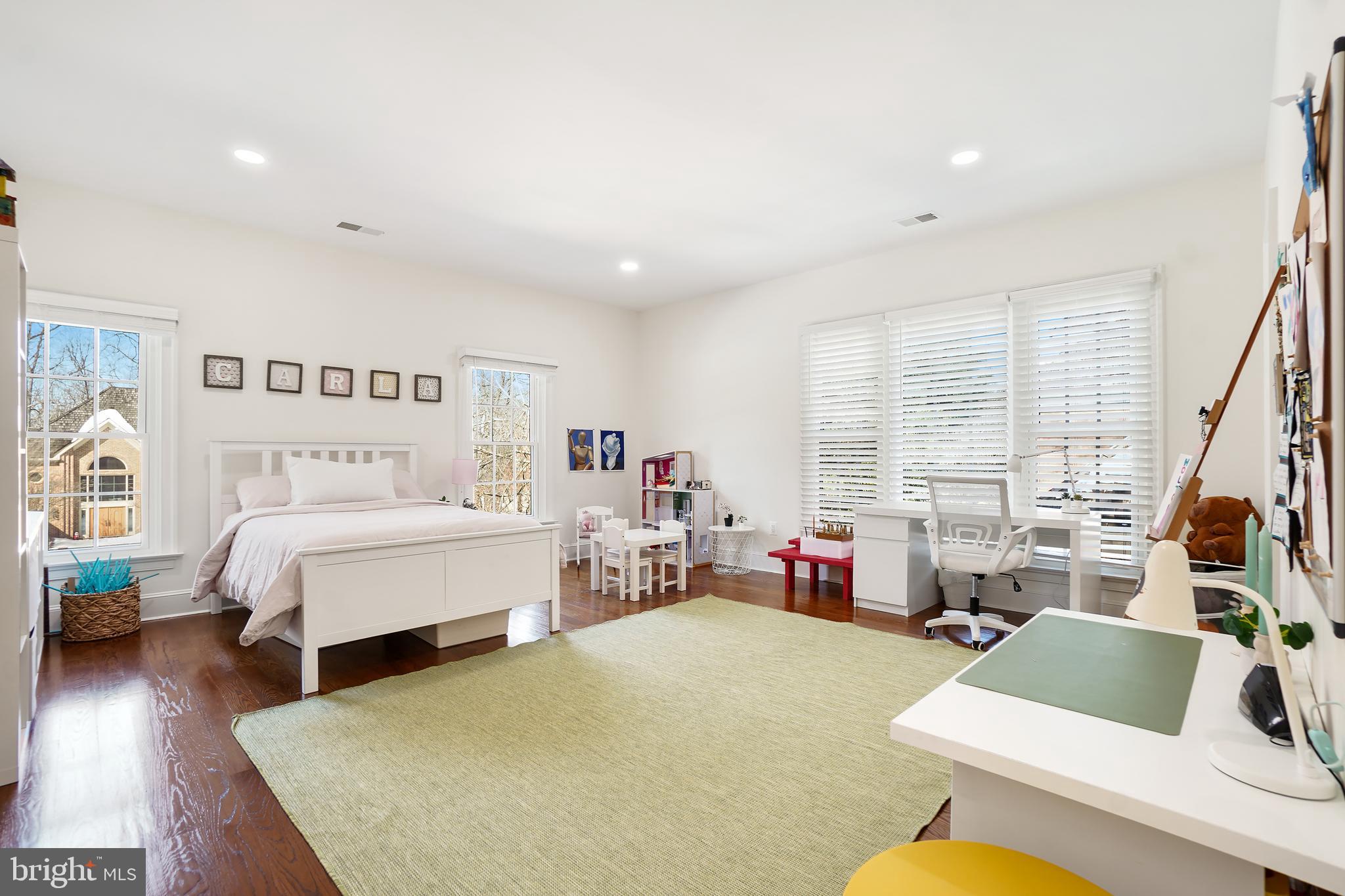 9646 EAGLE RIDGE DRIVE