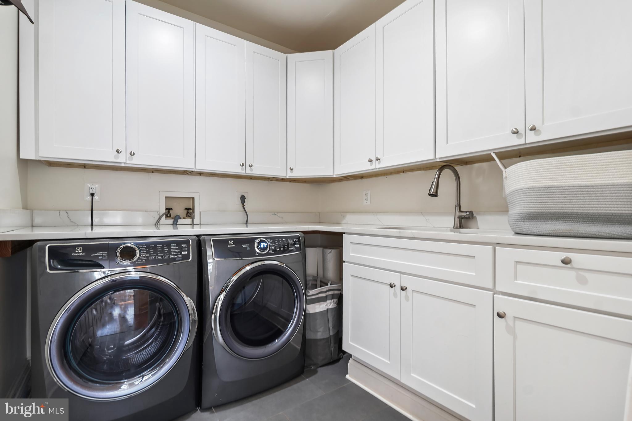 9646 EAGLE RIDGE DRIVE