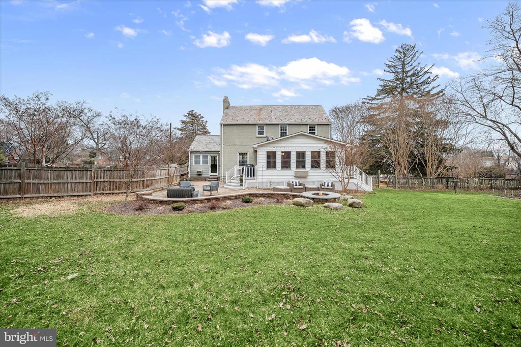 10310 NAGLEE ROAD
