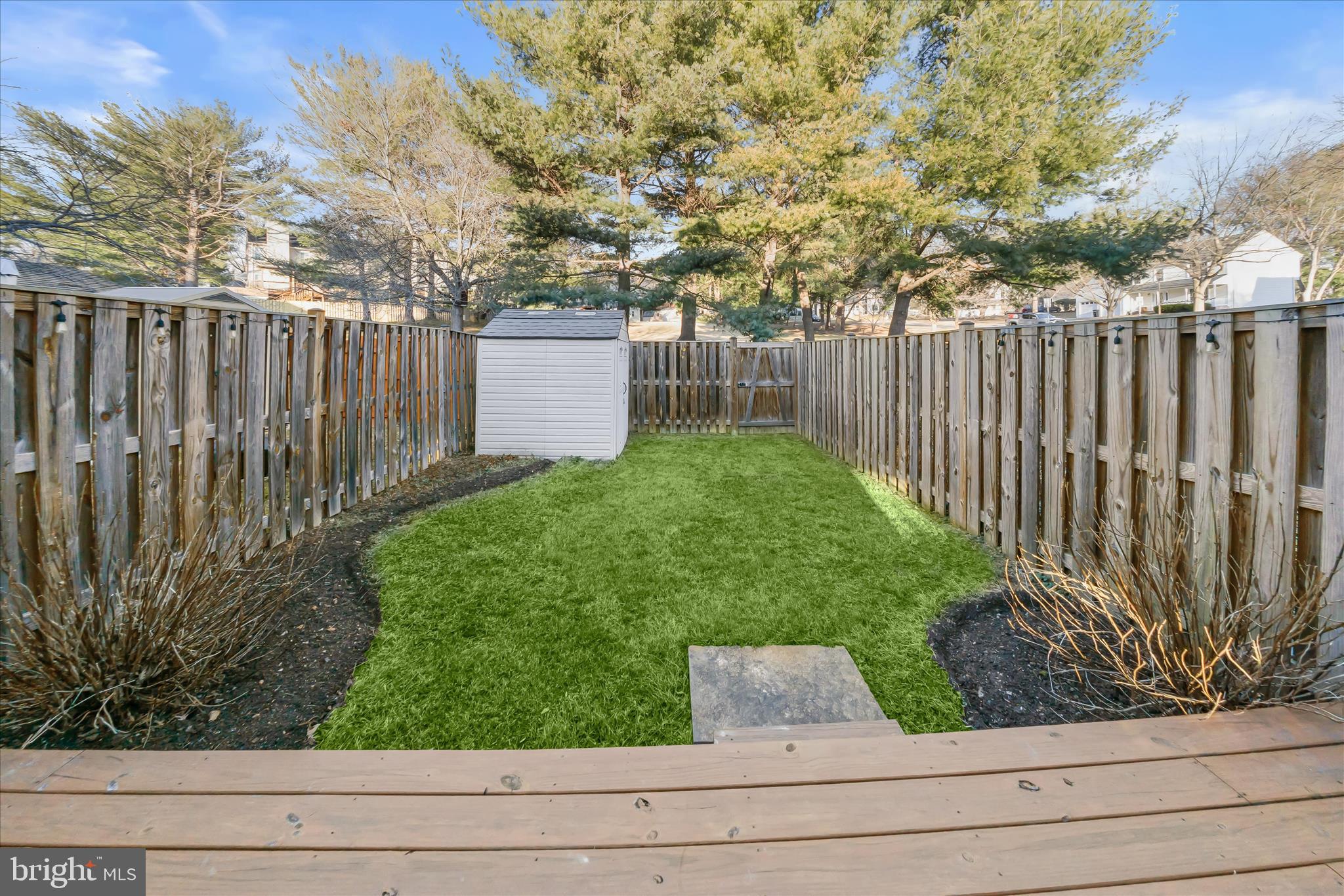 9586 WHITE PILLAR TERRACE