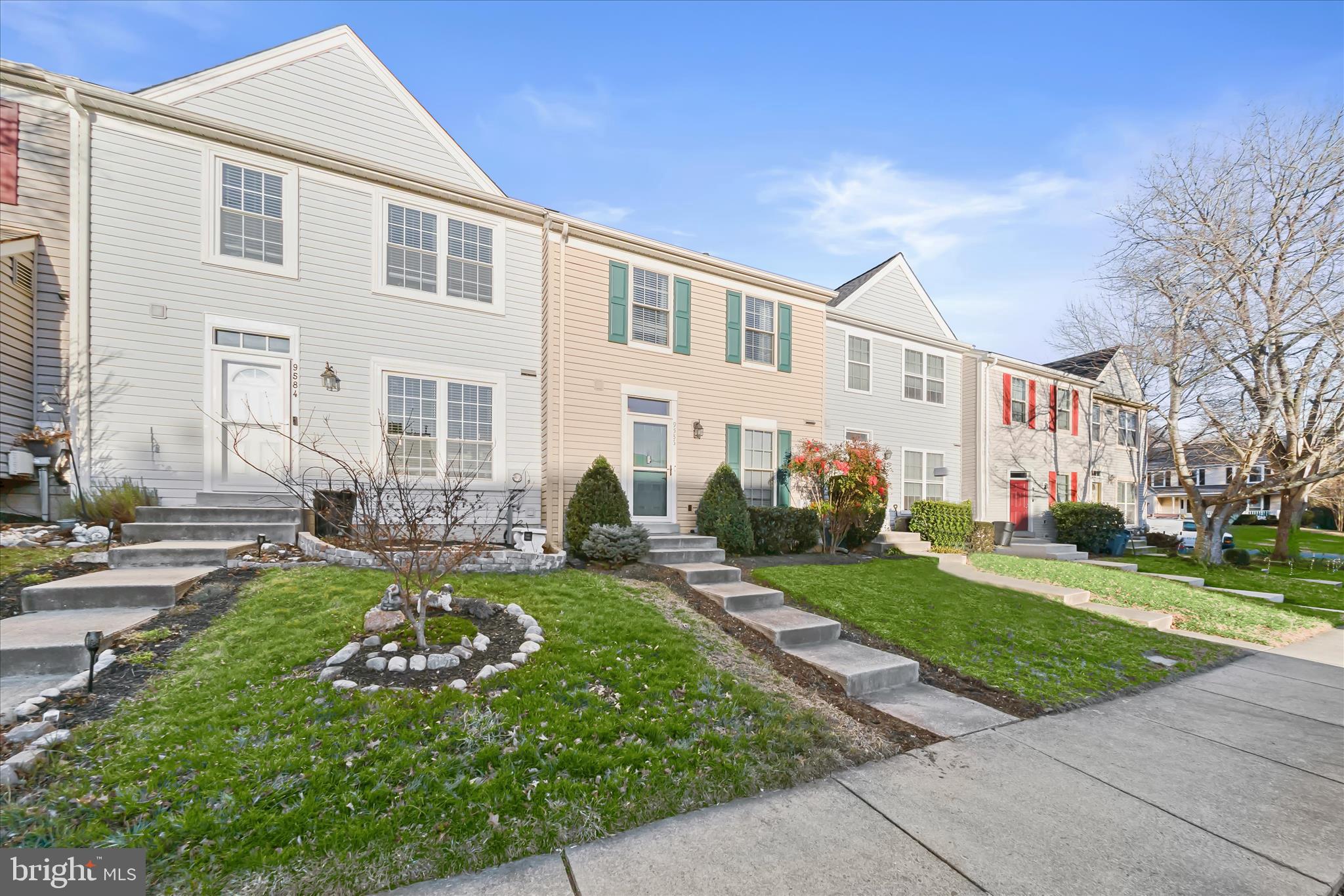 9586 WHITE PILLAR TERRACE