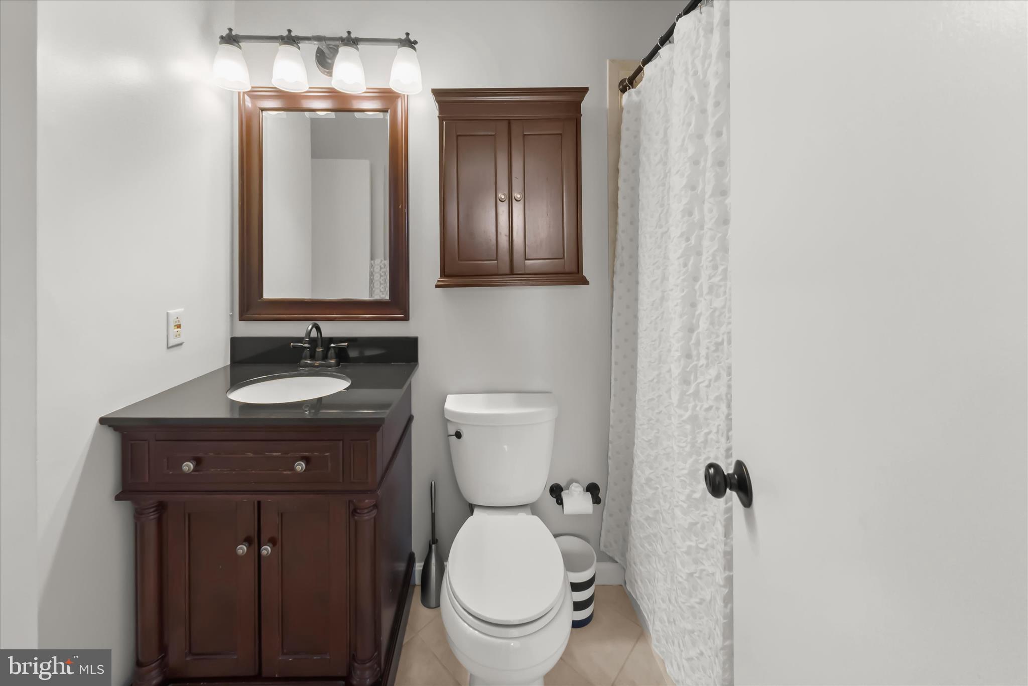 9586 WHITE PILLAR TERRACE