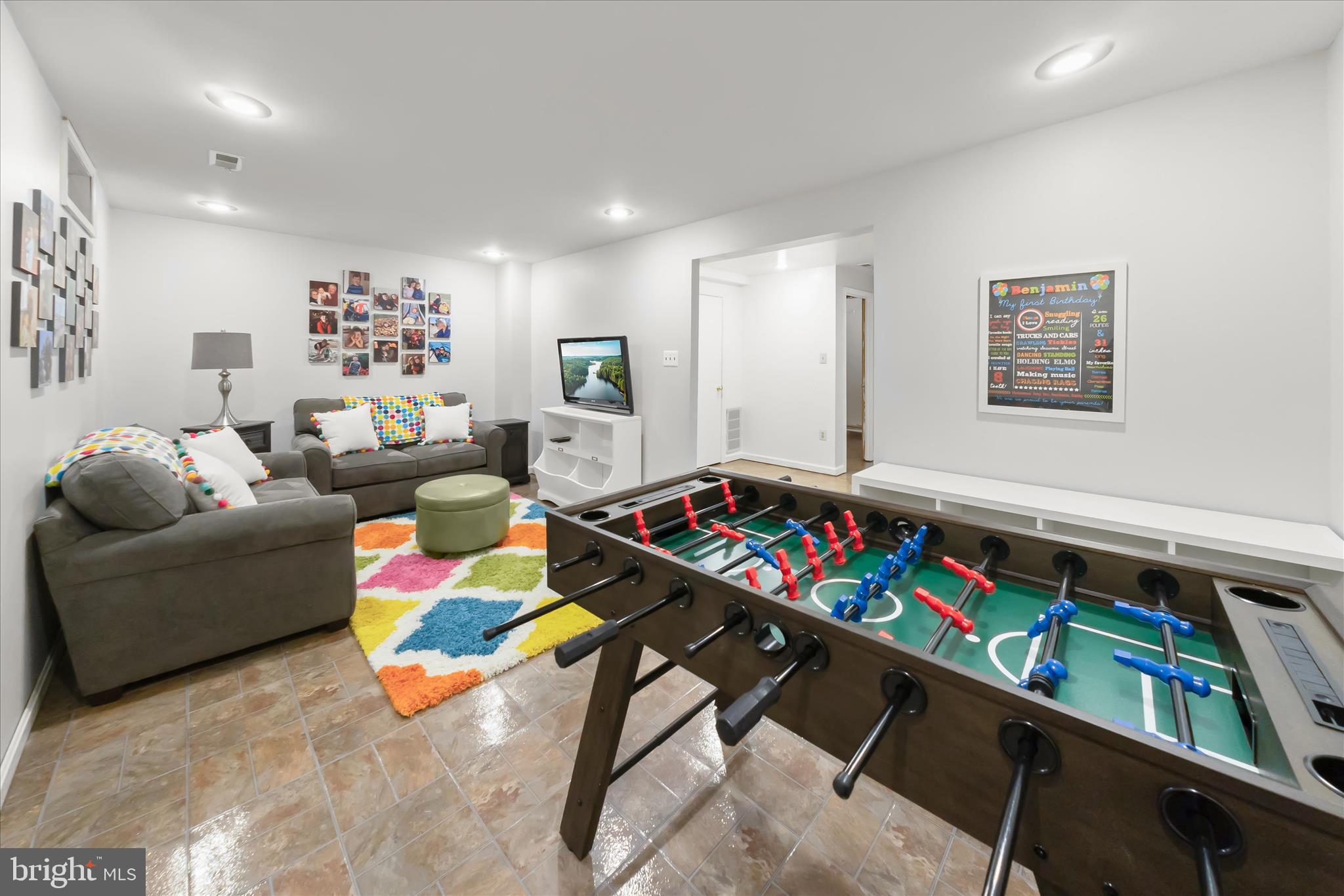 9586 WHITE PILLAR TERRACE