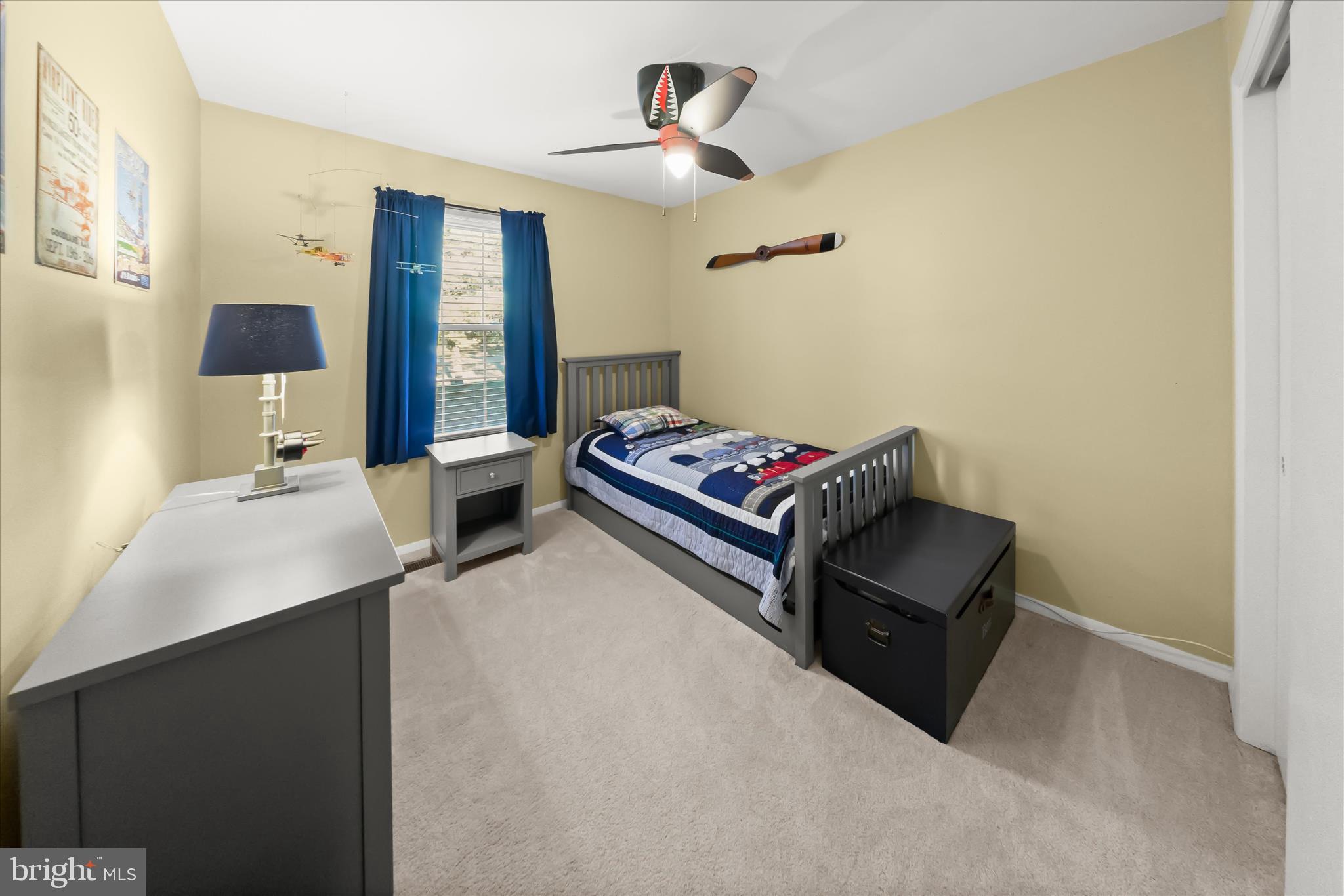 9586 WHITE PILLAR TERRACE