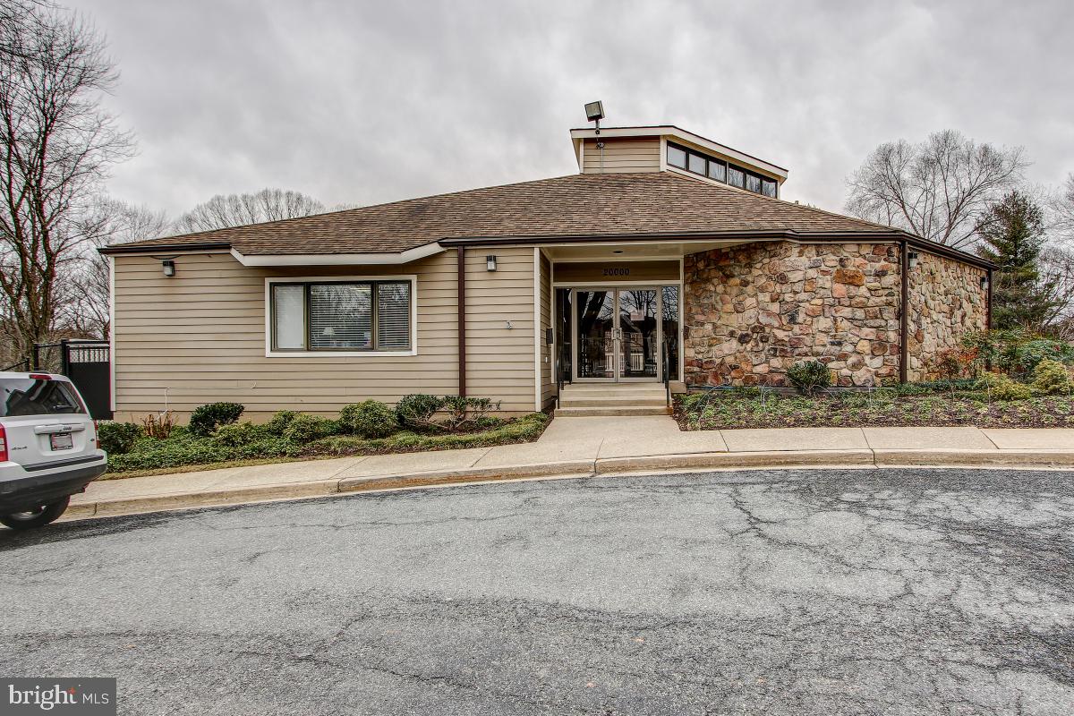 20212 SHIPLEY TERRACE 8-A-101