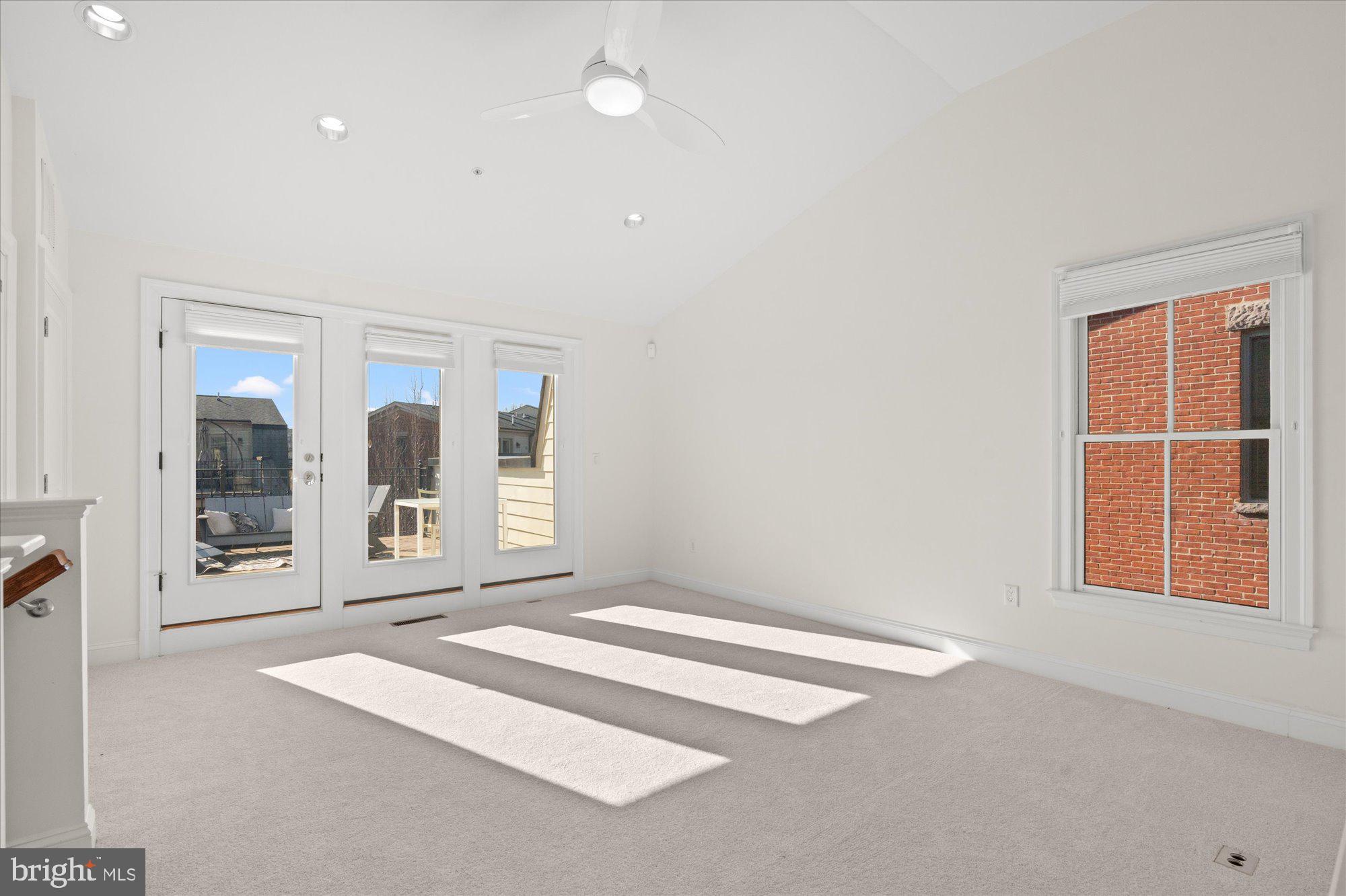 5226 STRATHMORE AVENUE