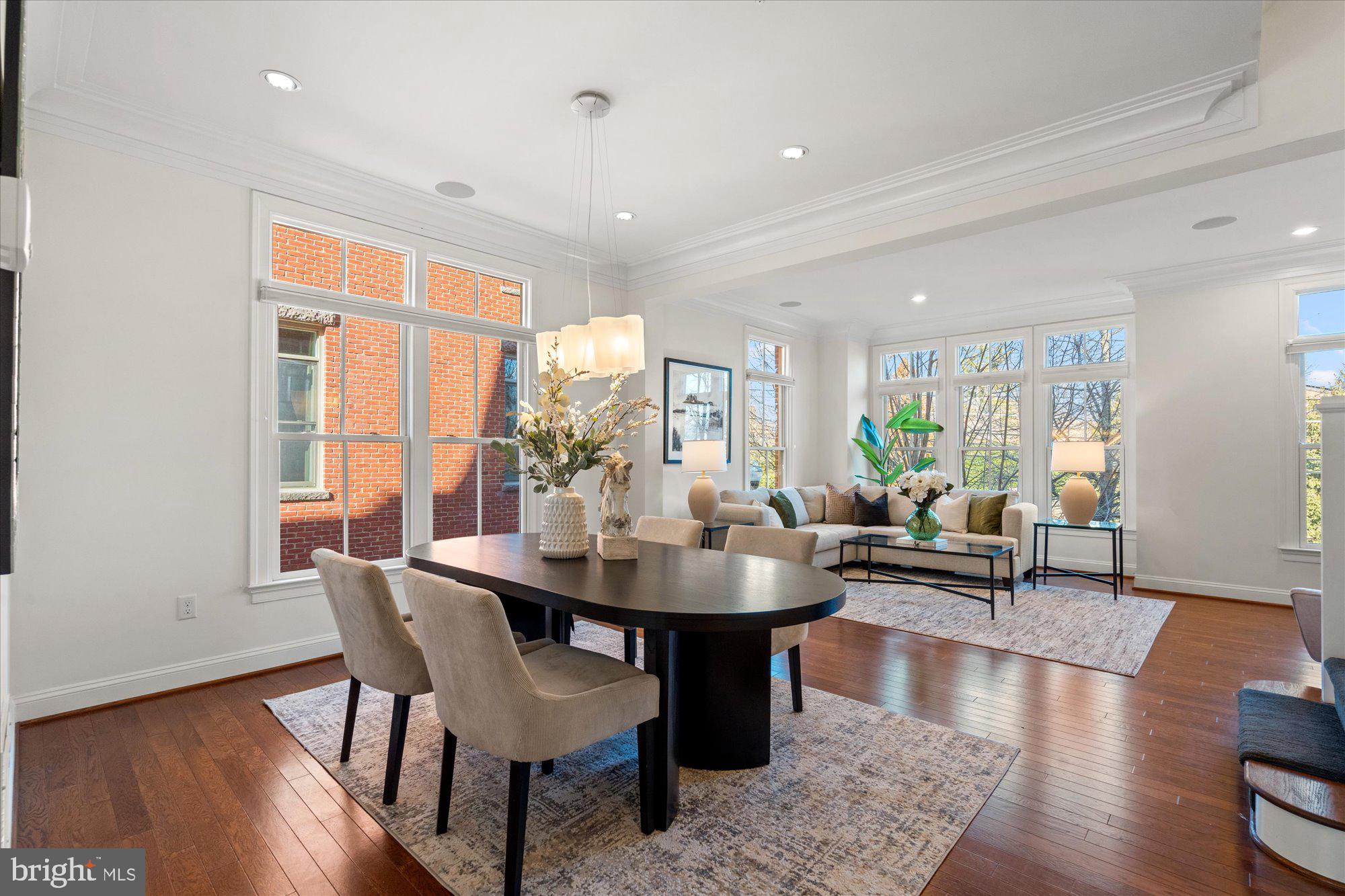 5226 STRATHMORE AVENUE