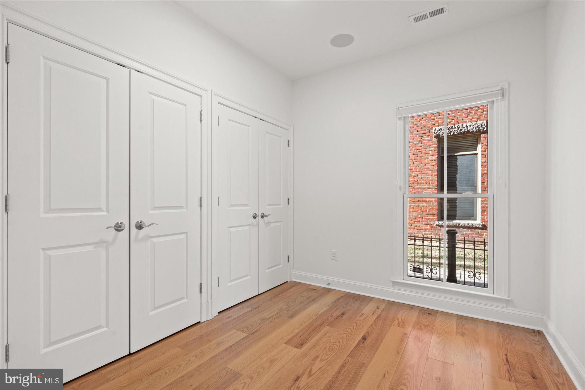 5226 STRATHMORE AVENUE