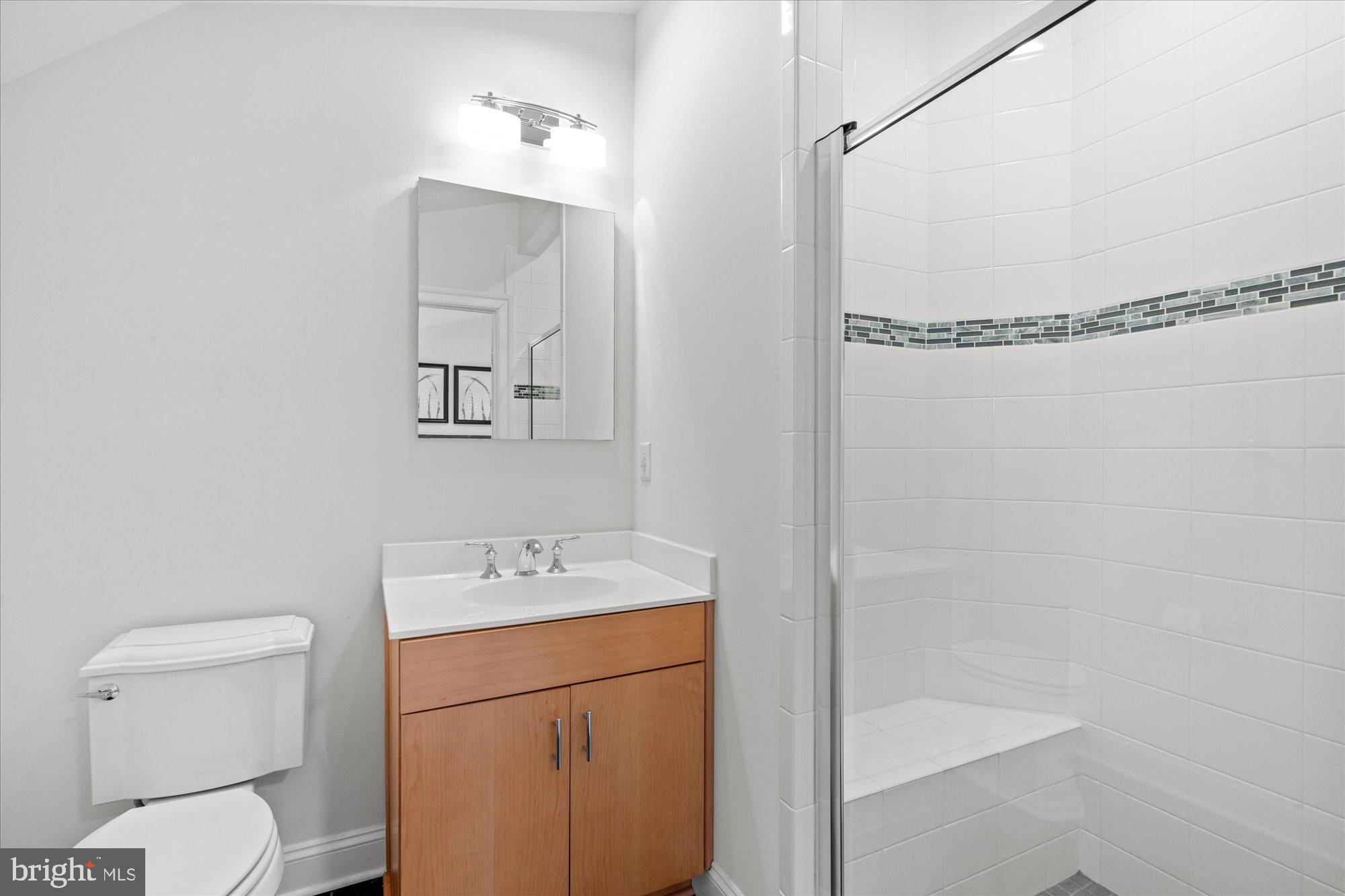 5226 STRATHMORE AVENUE