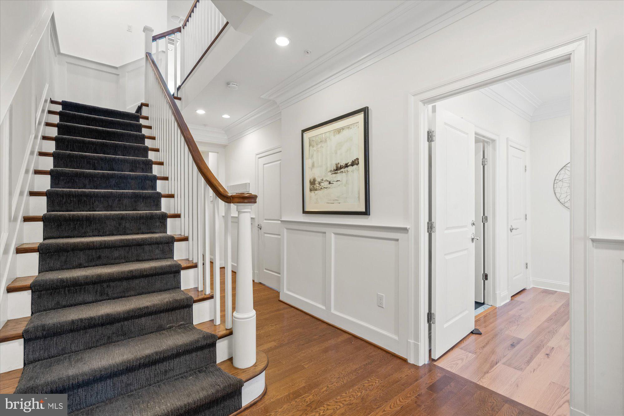 5226 STRATHMORE AVENUE