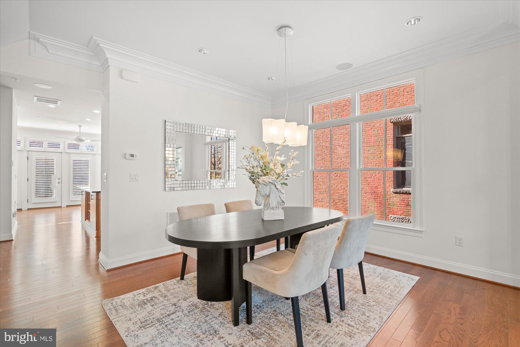 5226 STRATHMORE AVENUE