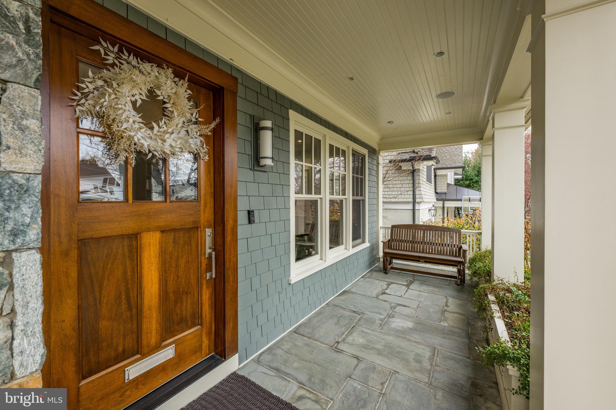 4822 DRUMMOND AVENUE