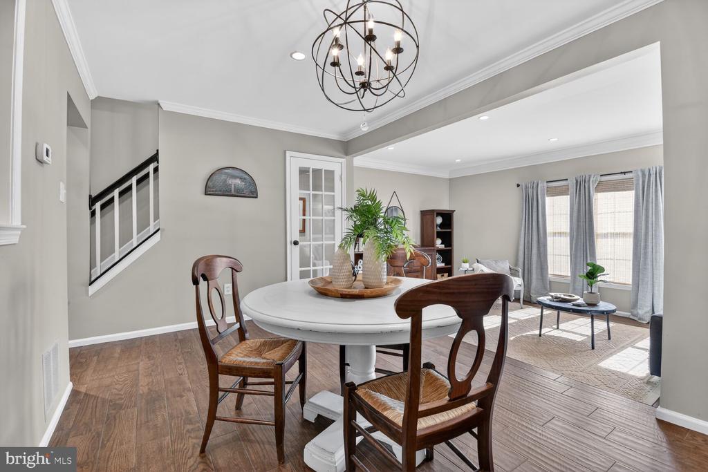 29 GROVE RIDGE COURT