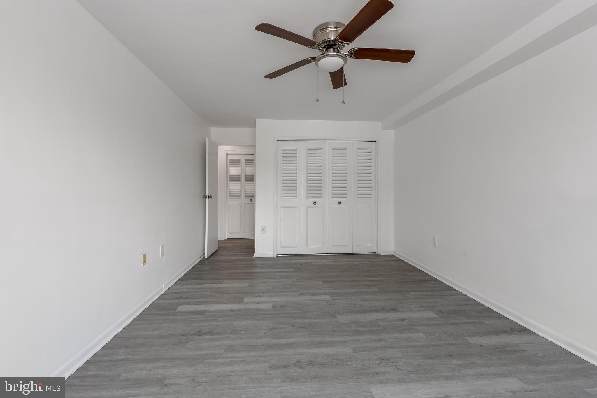 10201 GROSVENOR PLACE 204