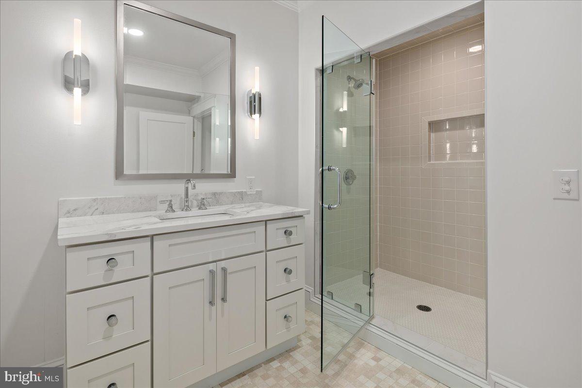 10816 BARN WOOD LANE