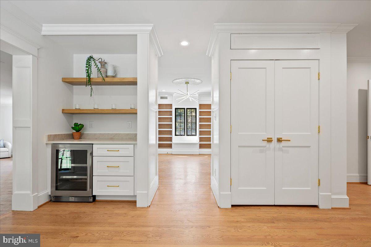 10816 BARN WOOD LANE