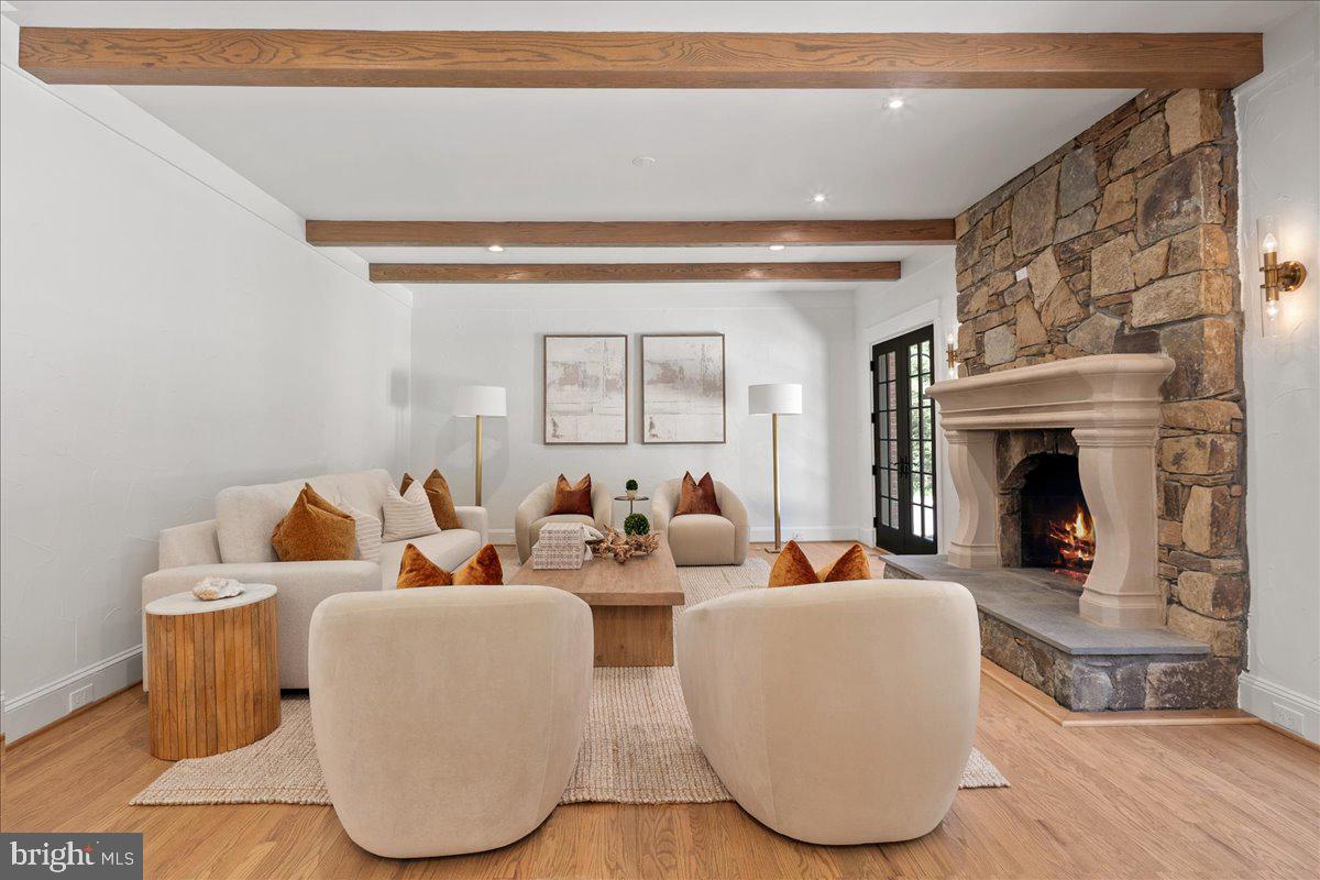 10816 BARN WOOD LANE