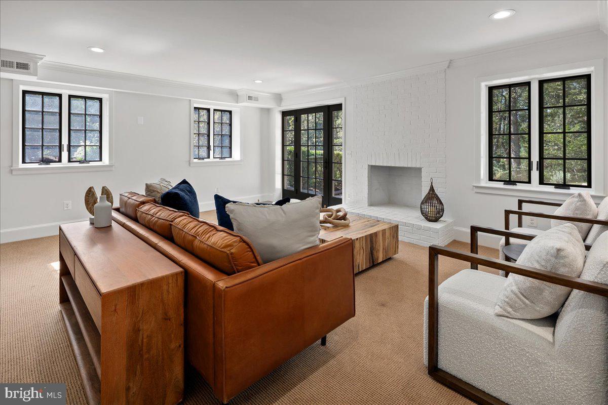 10816 BARN WOOD LANE