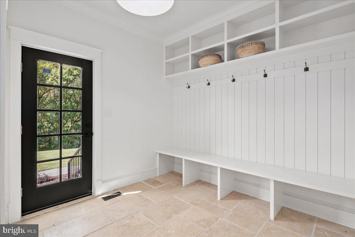 10816 BARN WOOD LANE