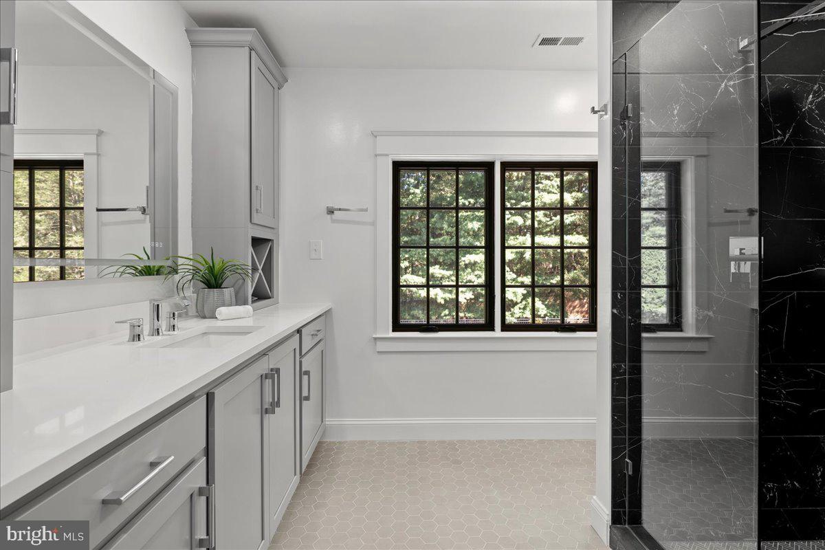 10816 BARN WOOD LANE