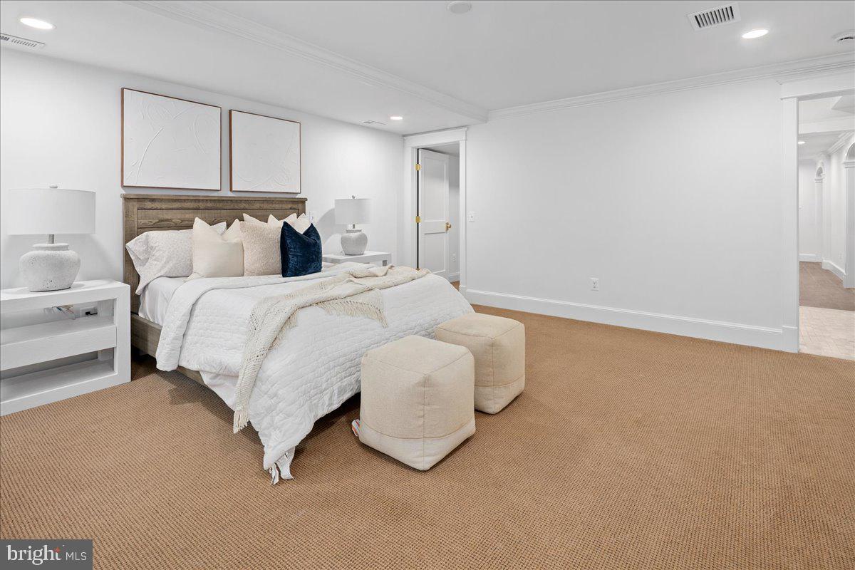 10816 BARN WOOD LANE