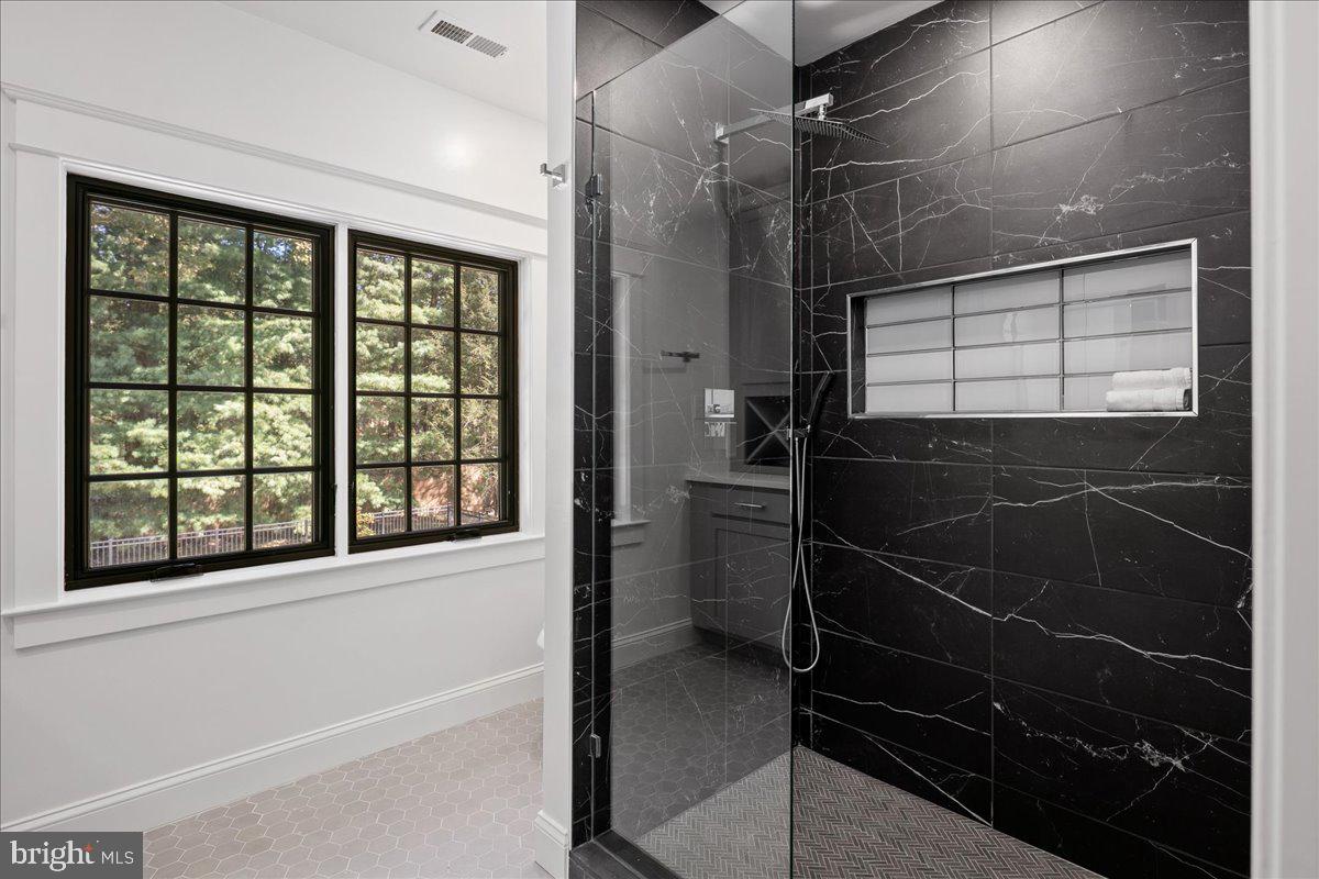 10816 BARN WOOD LANE