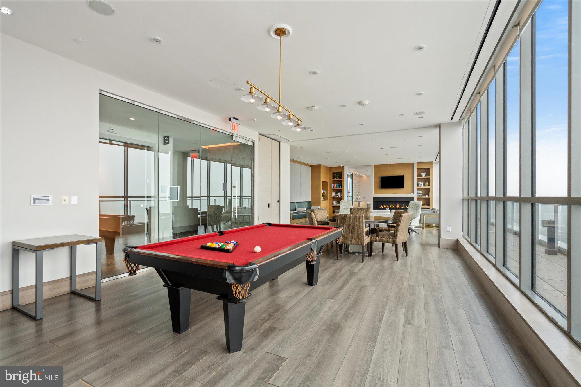 930 ROSE AVENUE 1704