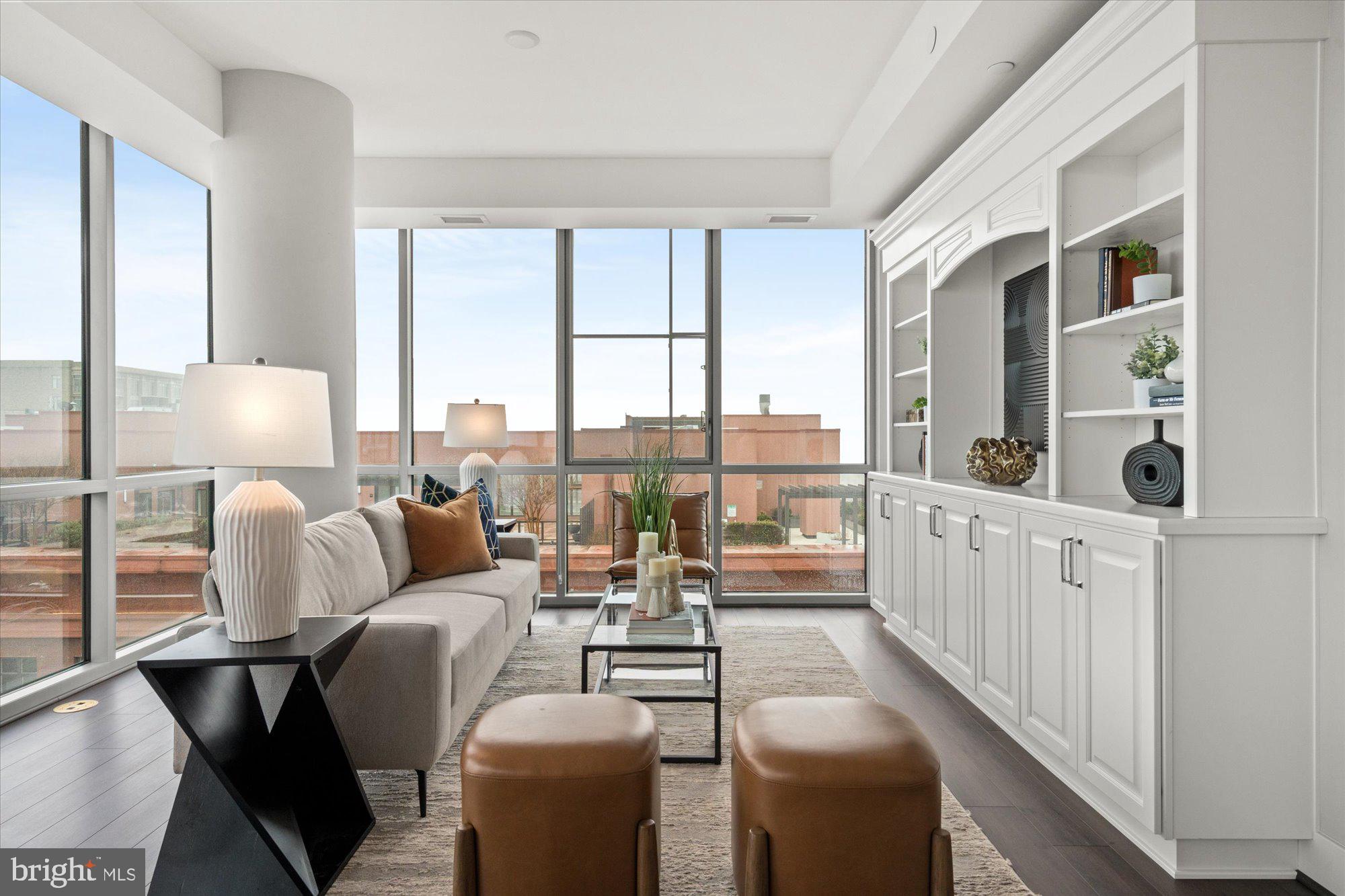 930 ROSE AVENUE 1704