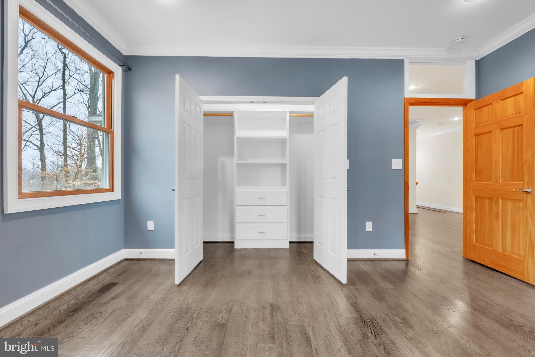 6415 BRADLEY BOULEVARD