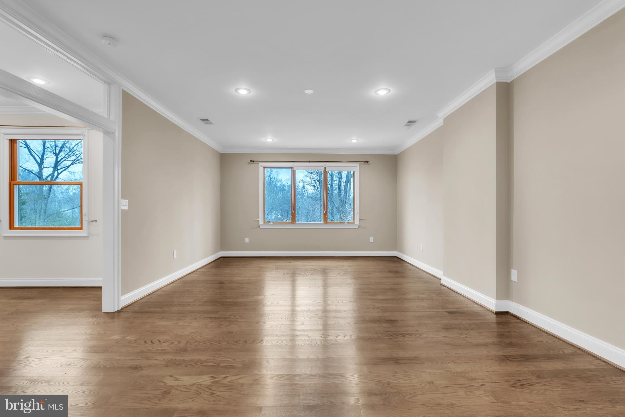 6415 BRADLEY BOULEVARD