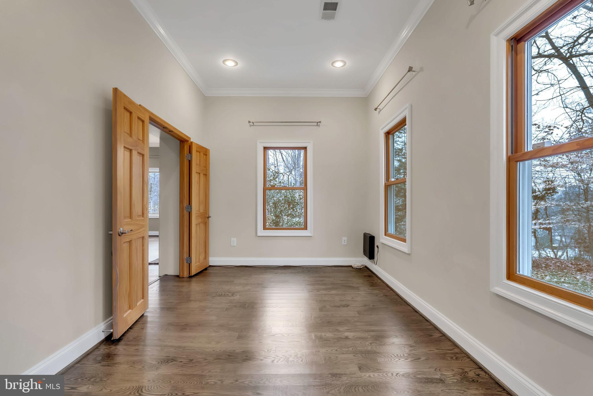 6415 BRADLEY BOULEVARD