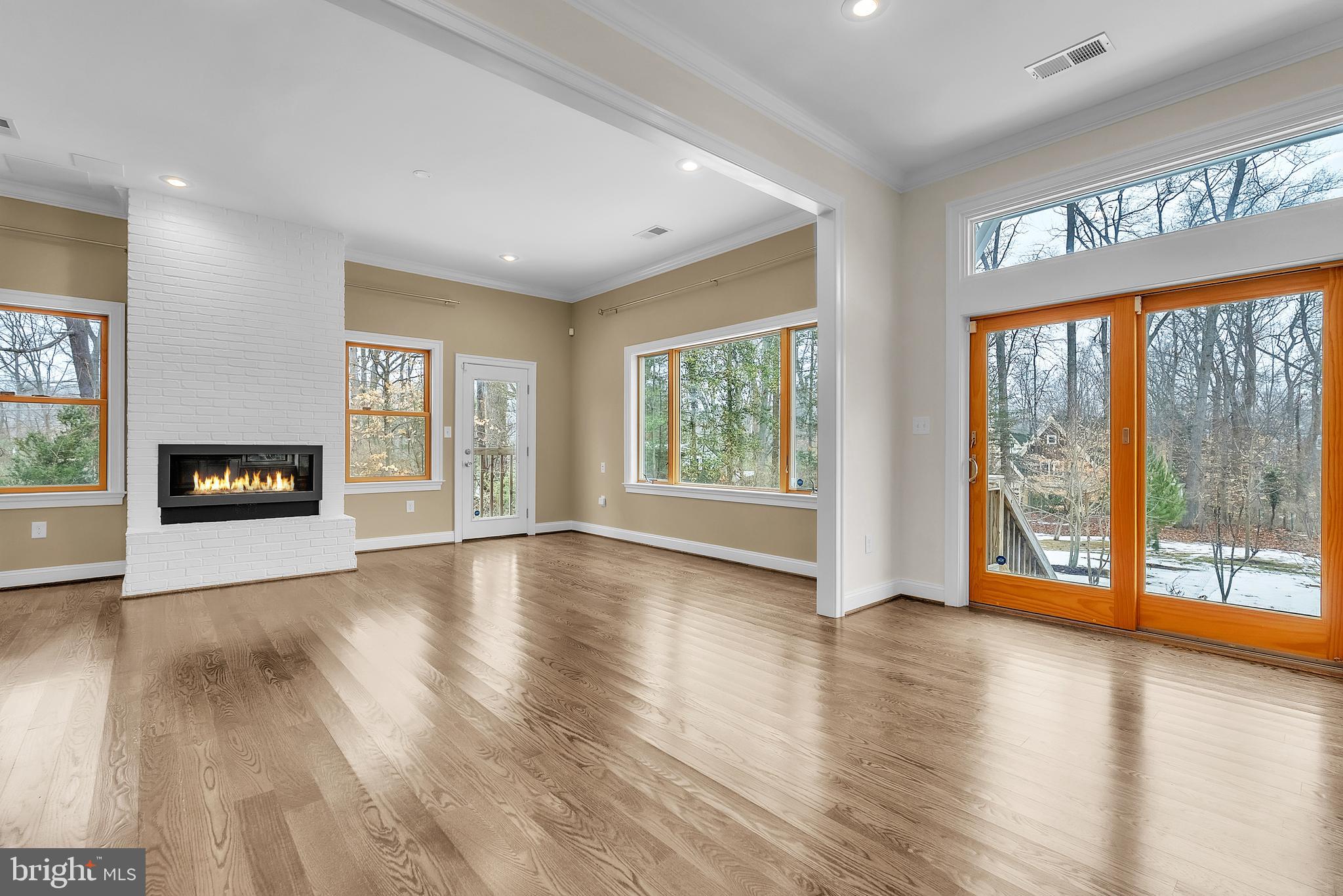 6415 BRADLEY BOULEVARD