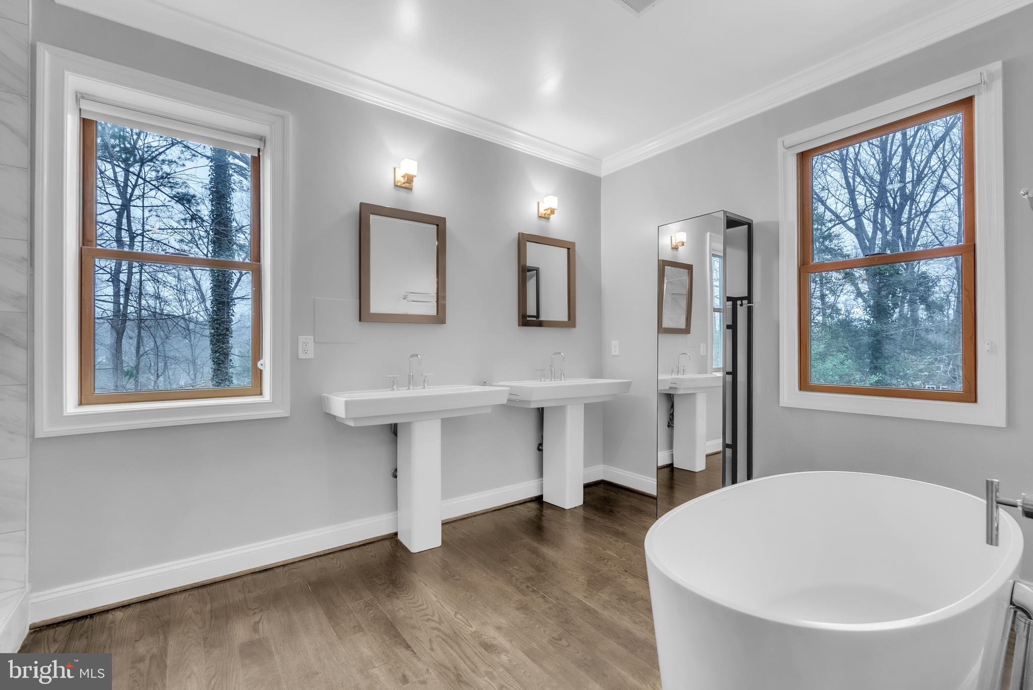 6415 BRADLEY BOULEVARD