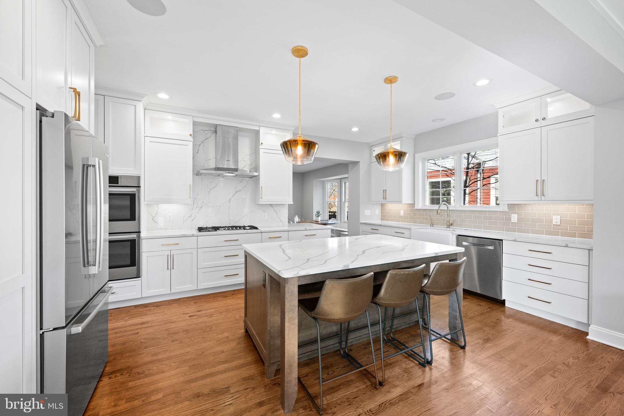 9303 KENTSTONE DRIVE