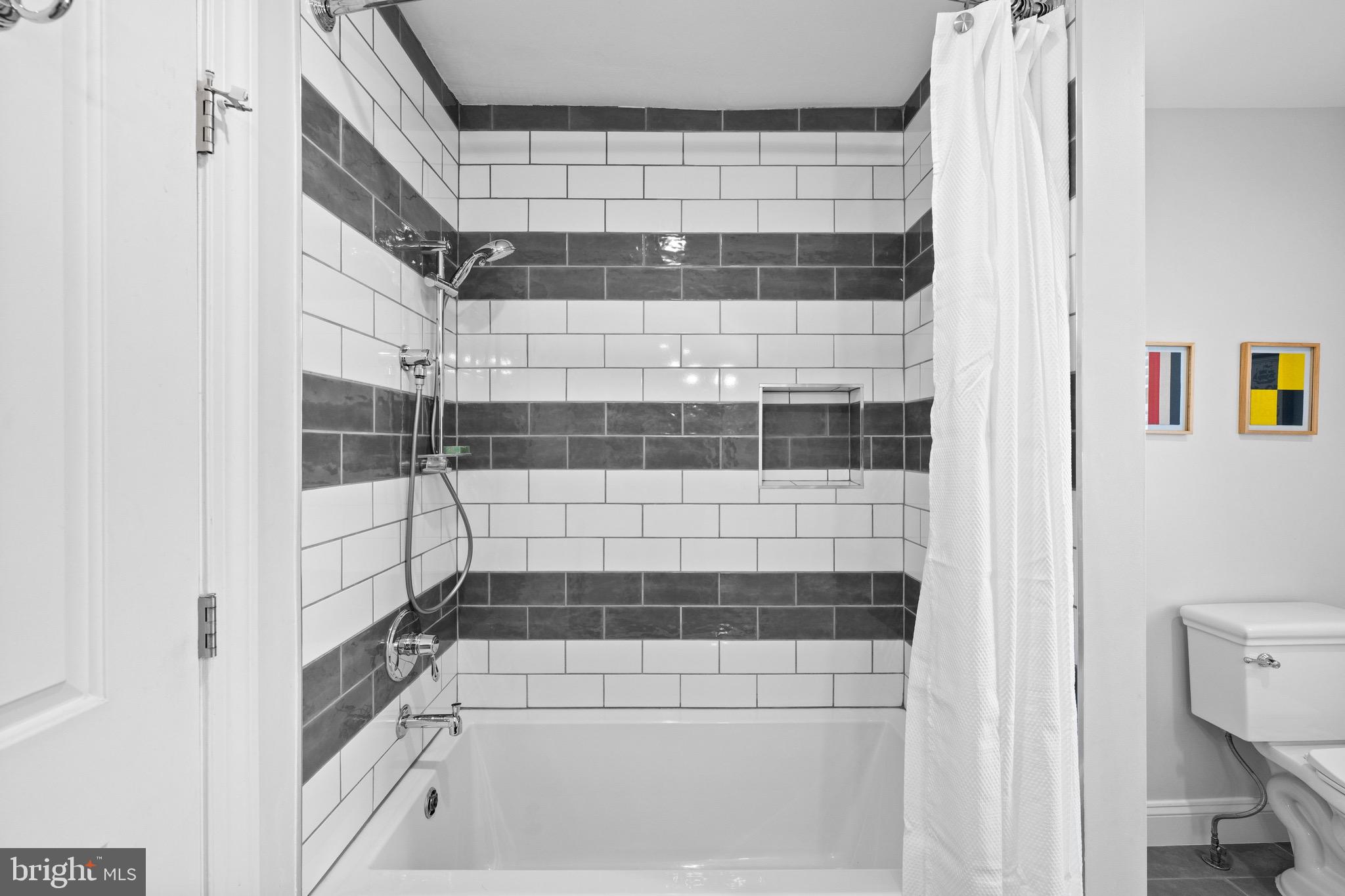 9303 KENTSTONE DRIVE