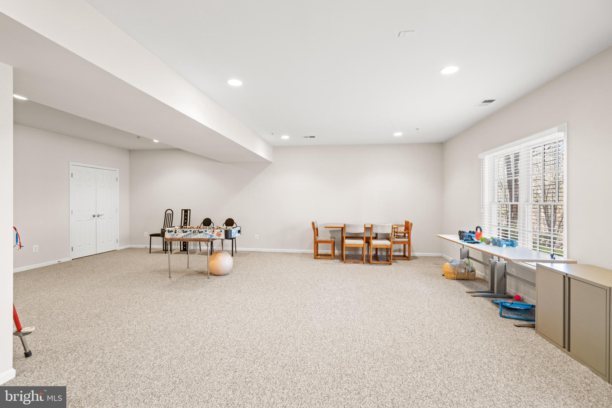 509 OAK KNOLL TERRACE