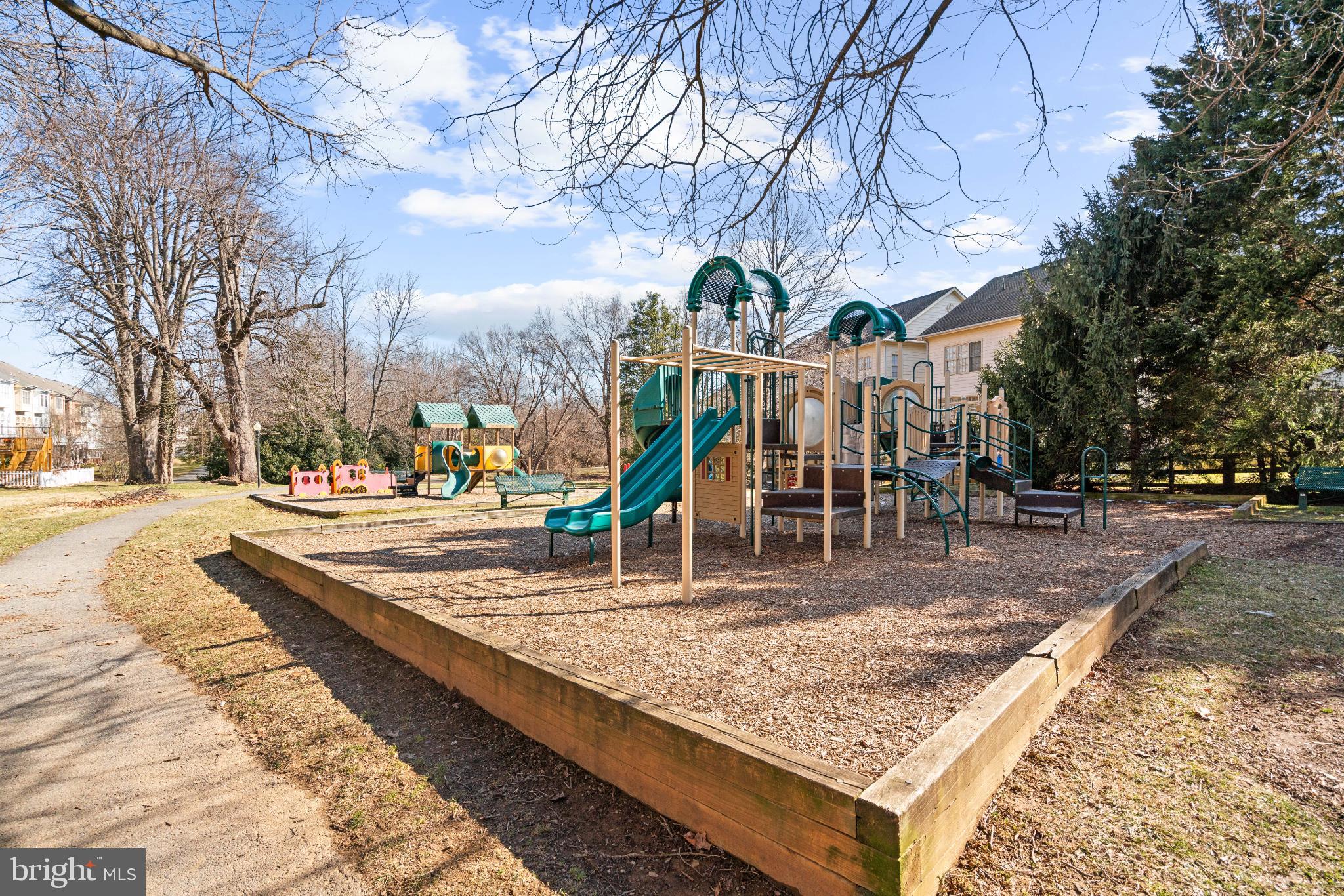 509 OAK KNOLL TERRACE