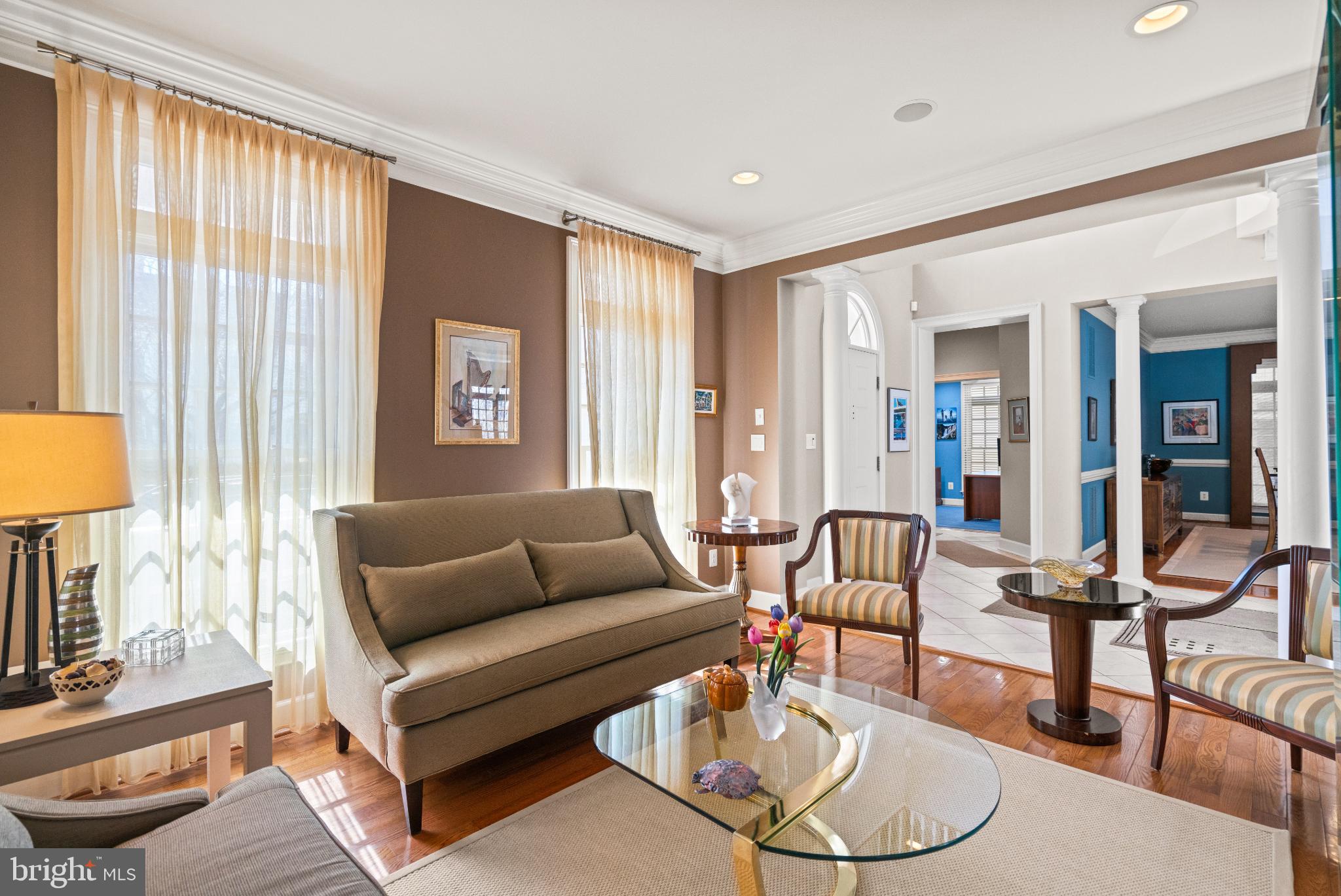 509 OAK KNOLL TERRACE