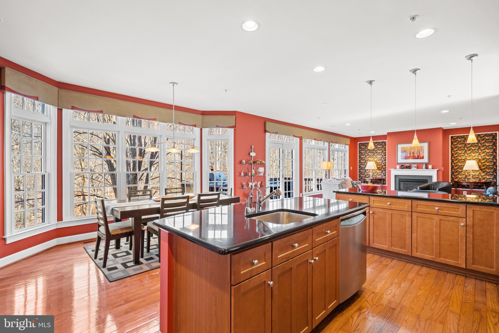 509 OAK KNOLL TERRACE