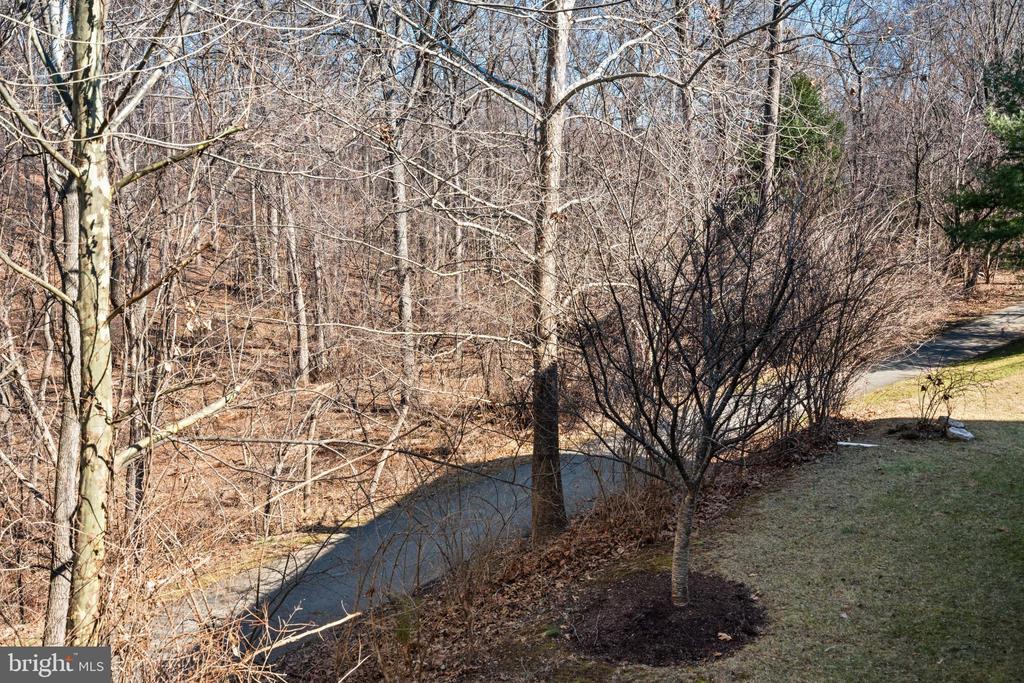 509 OAK KNOLL TERRACE