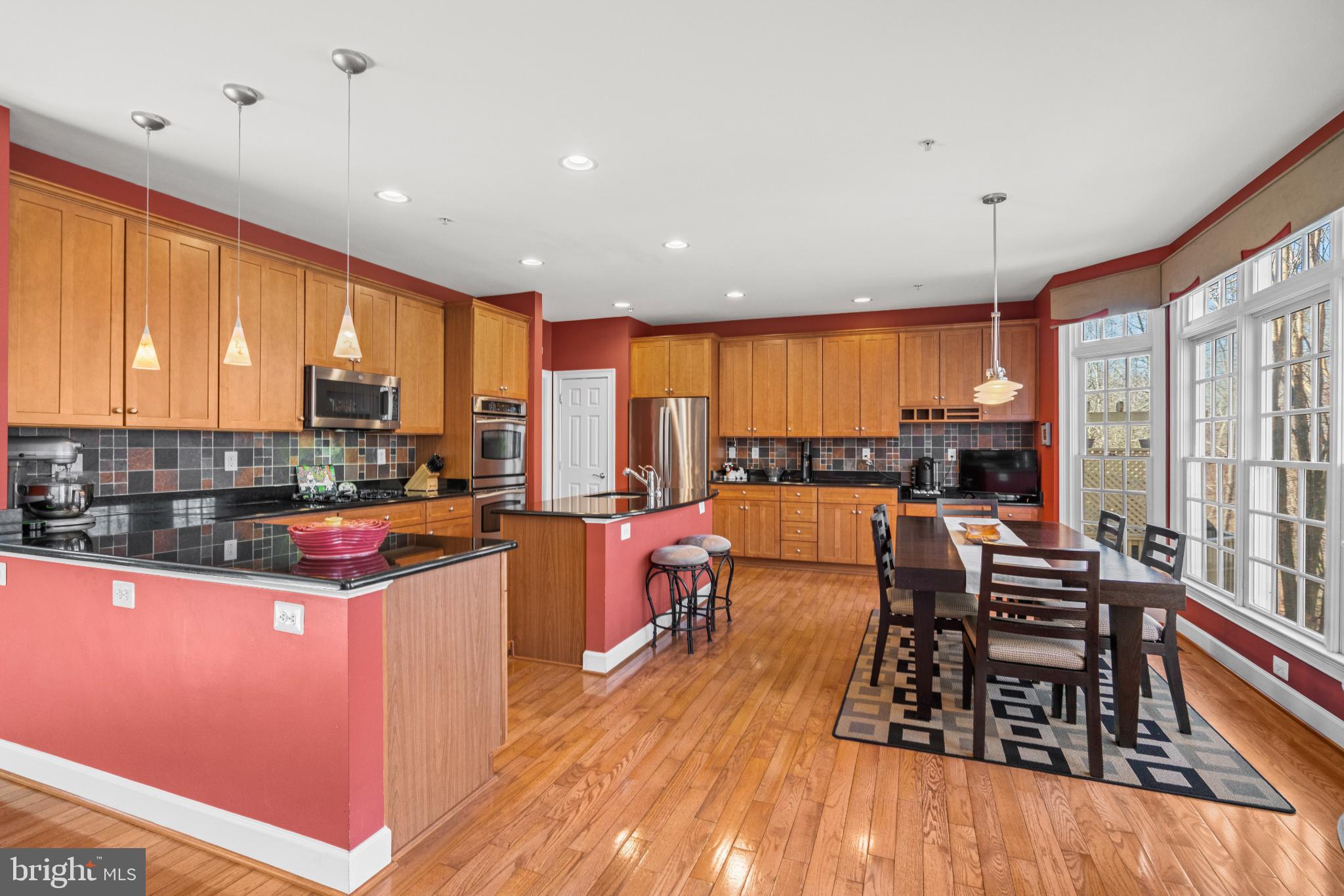 509 OAK KNOLL TERRACE