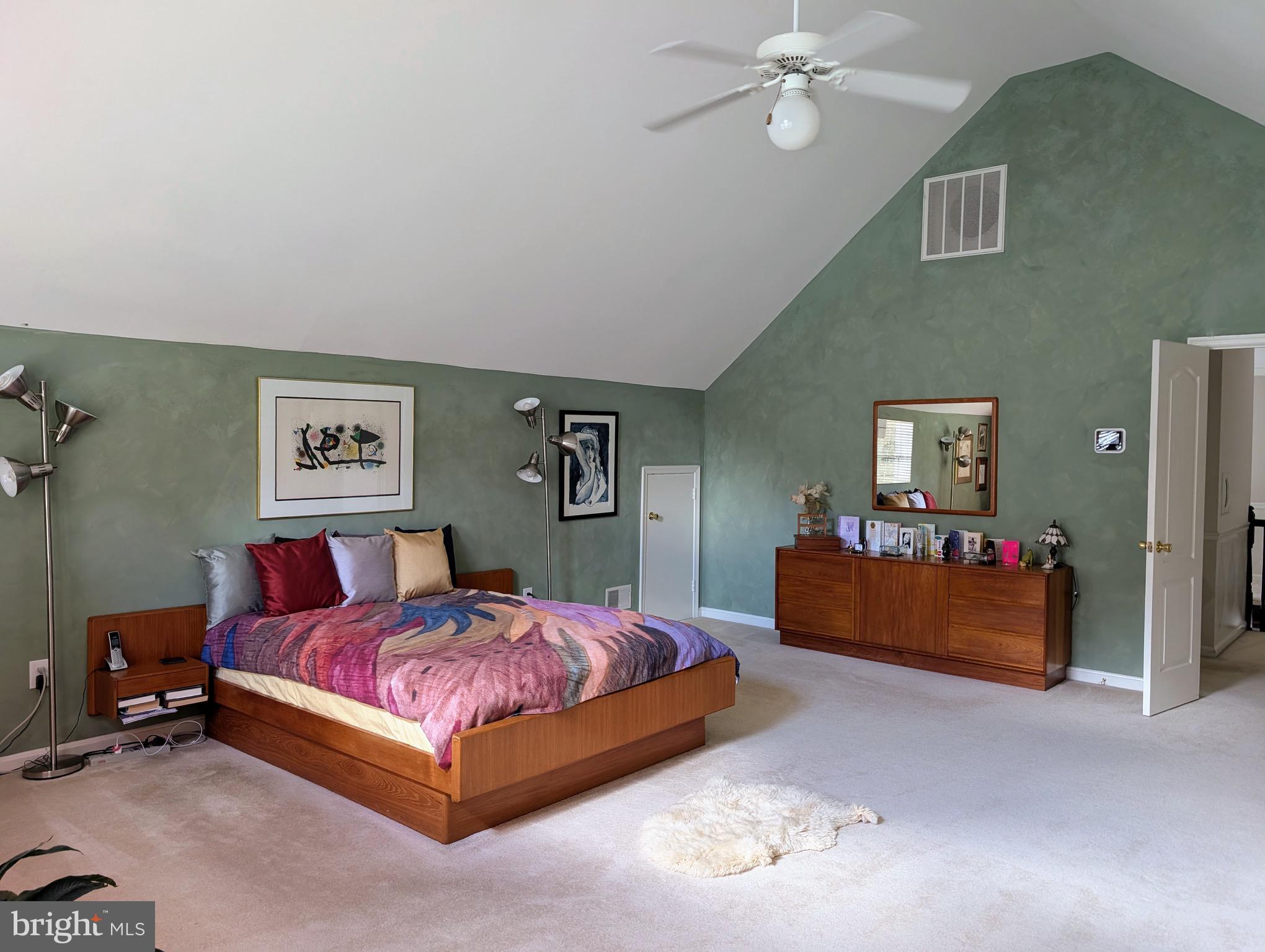 11217 WELLAND STREET