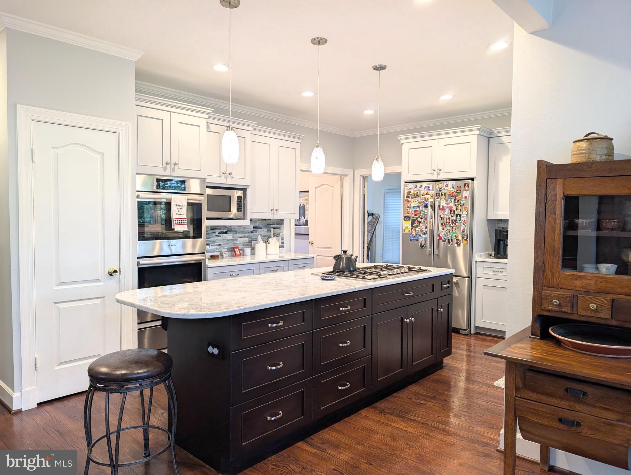 11217 WELLAND STREET